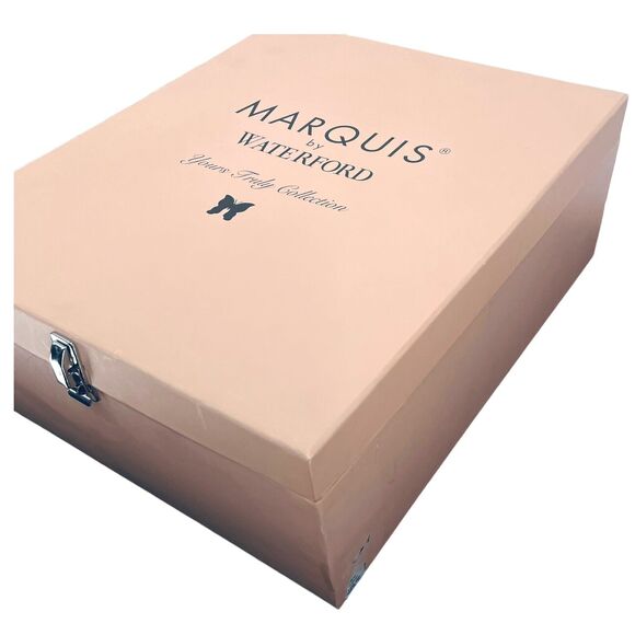 Waterford Matquis NEW 2 Boxed Etched Champagne Flutes Yours Truly Collection - Picture 4 of 11